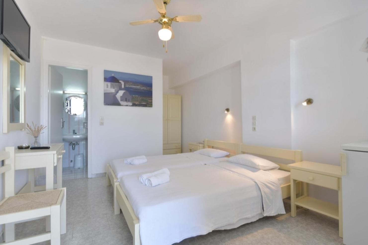 Beachfront Bocamviglies Rooms - Naoussa Bespoke View Quarto foto