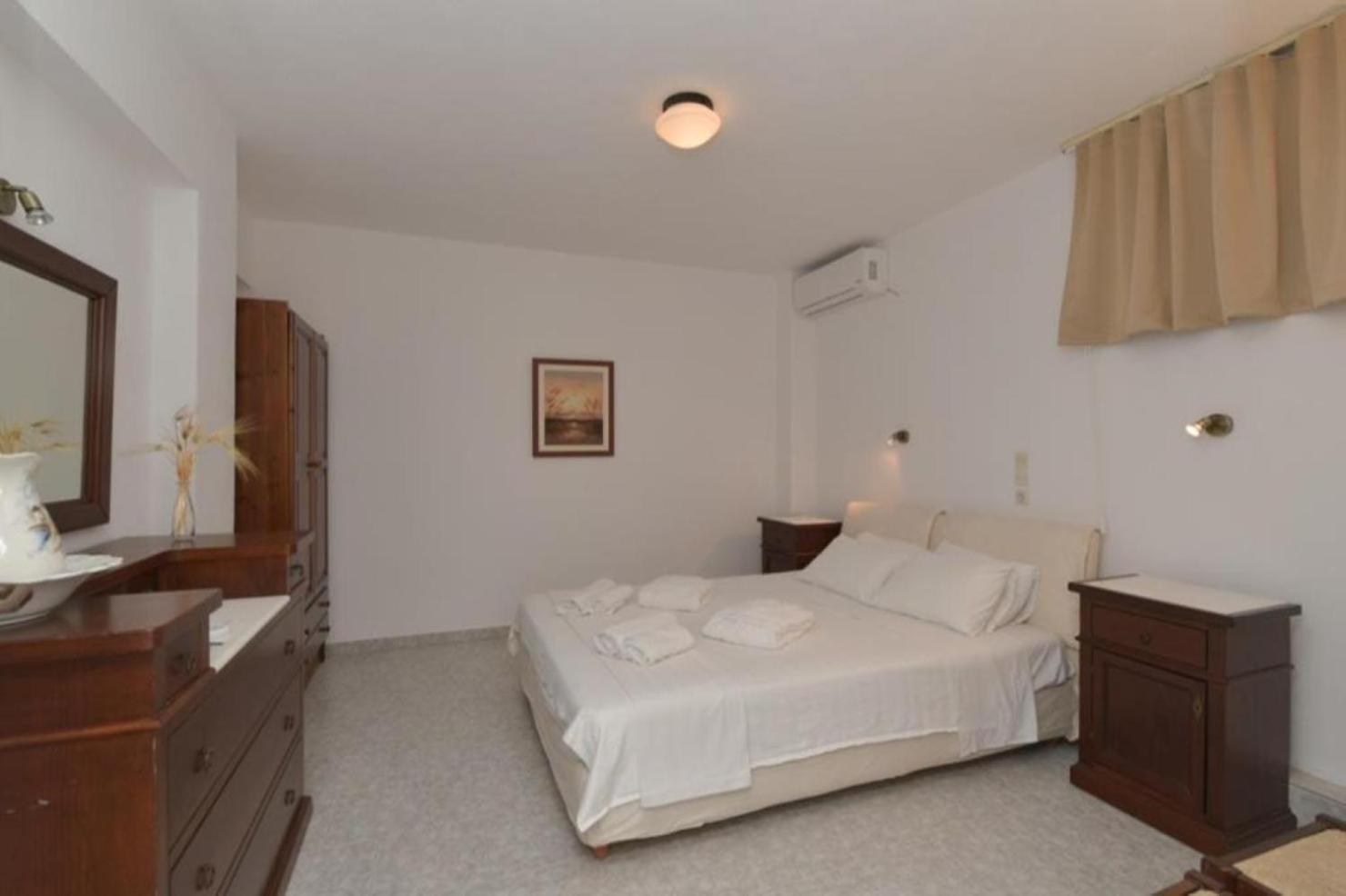Beachfront Bocamviglies Rooms - Naoussa Bespoke View Quarto foto