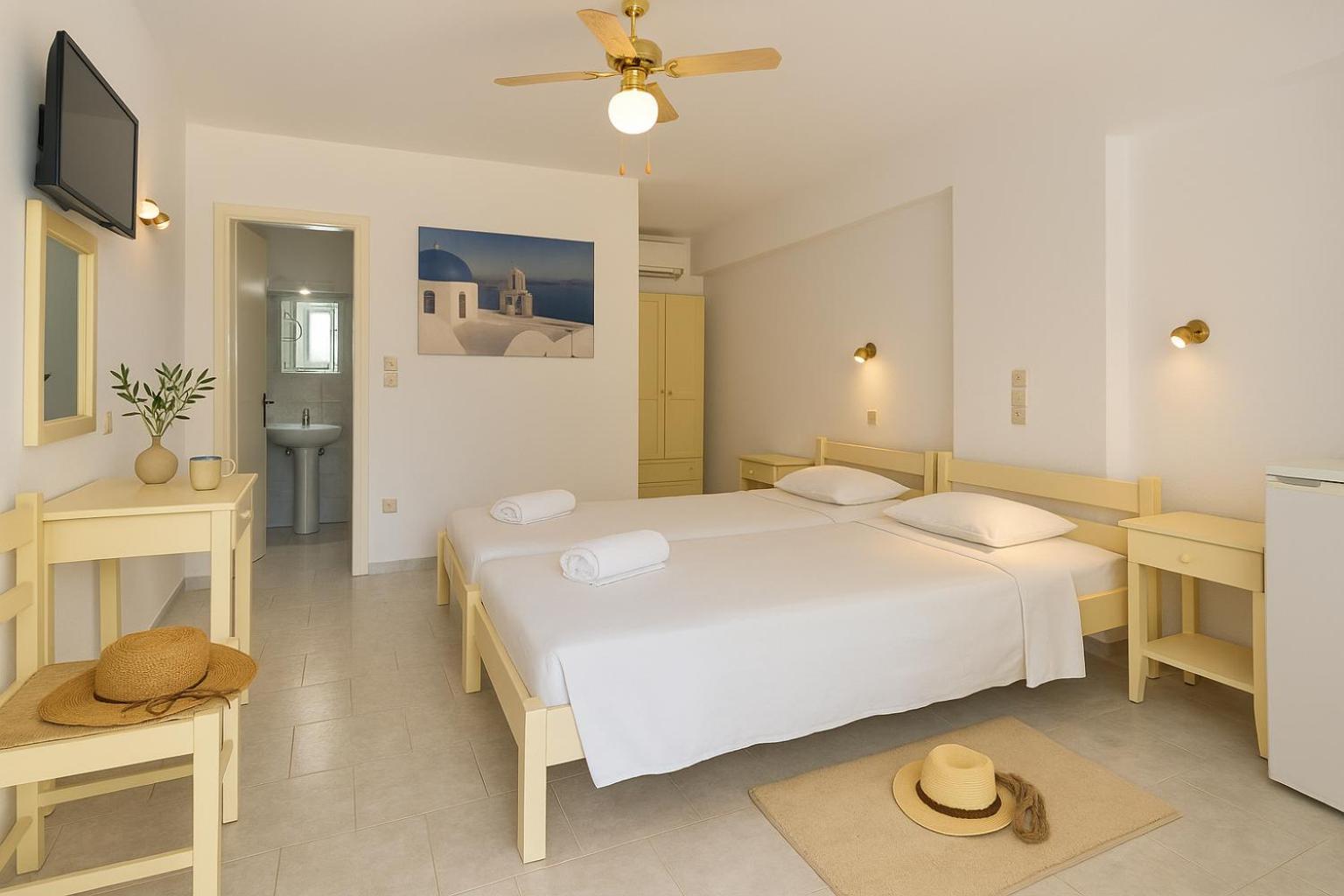 Beachfront Bocamviglies Rooms - Naoussa Bespoke View Exterior foto